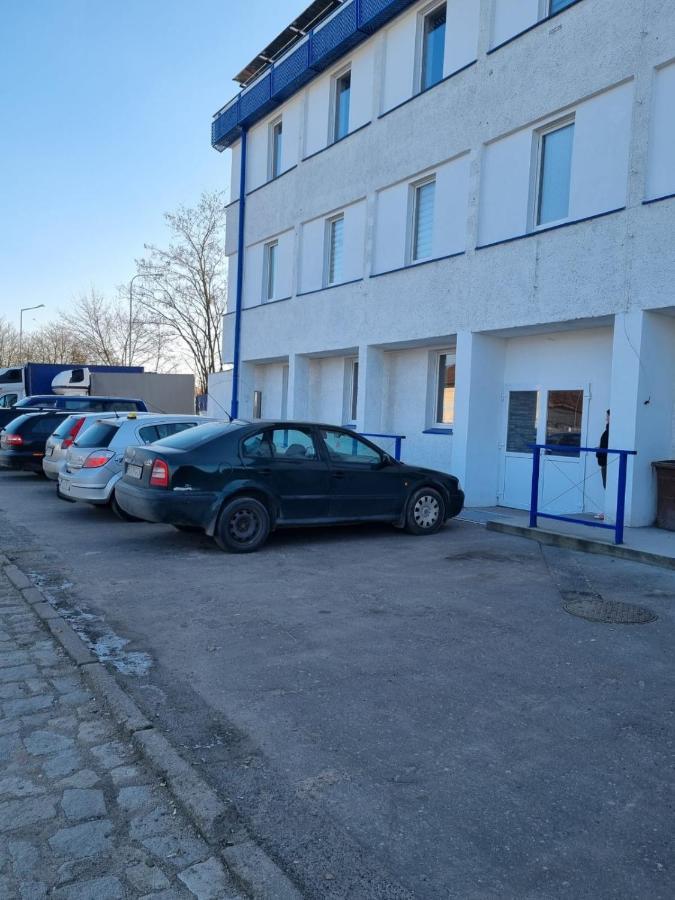 פוזנן Hostel Rakoniewicka מראה חיצוני תמונה