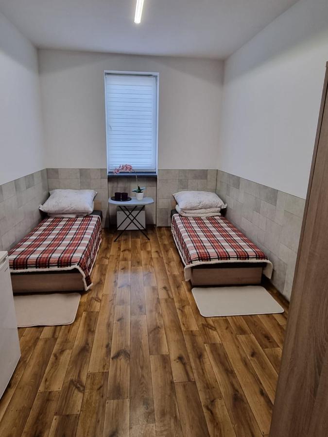 פוזנן Hostel Rakoniewicka מראה חיצוני תמונה